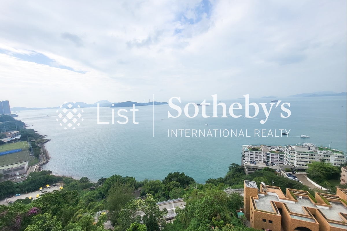 Vista Mount Davis 華亭閣 | View from Living and Dining Room