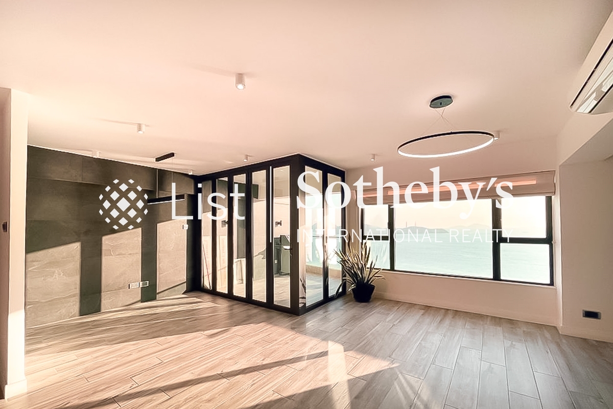 Vista Mount Davis 華亭閣 | Living and Dining Room