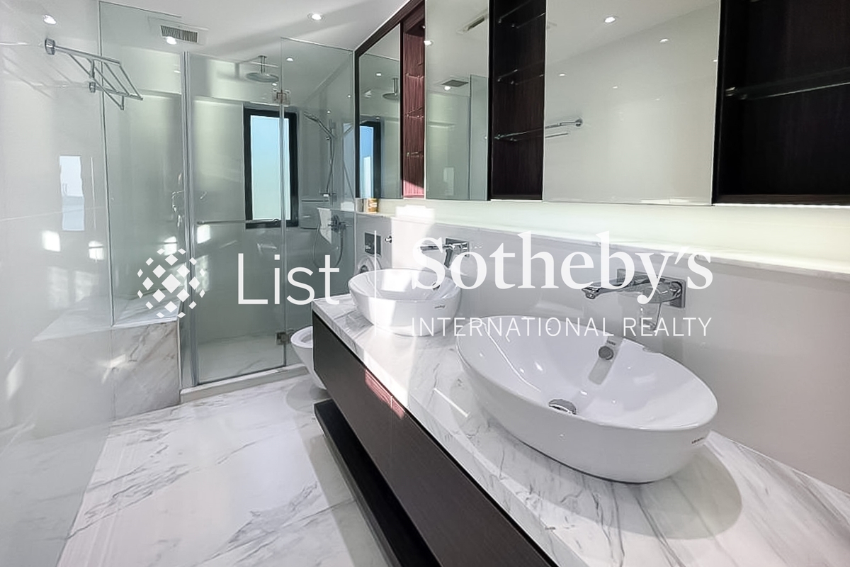 Vista Mount Davis 華亭閣 | Master Bathroom