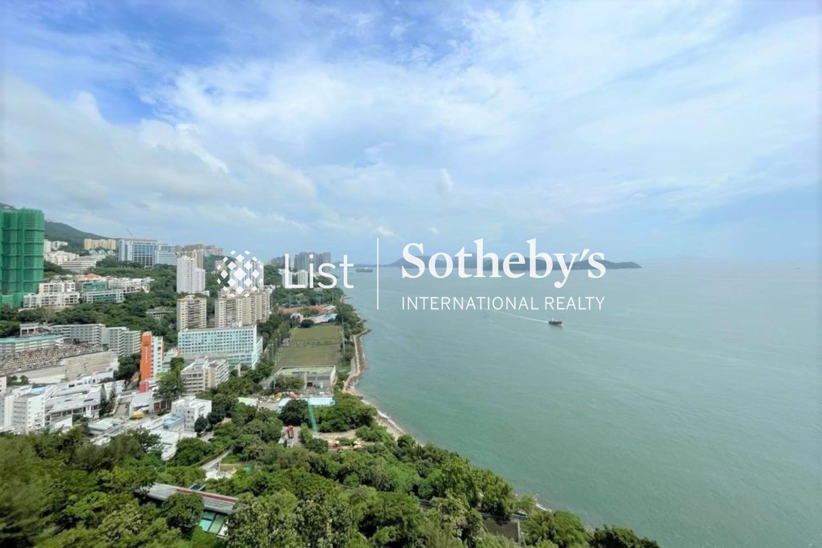 Vista Mount Davis 華亭閣 | View from Living and Dining Room