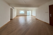 Vista Mount Davis 華亭閣 | Living and Dining Room