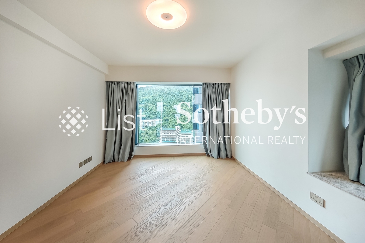 Victoria Coast Victoria Coast | Master Bedroom