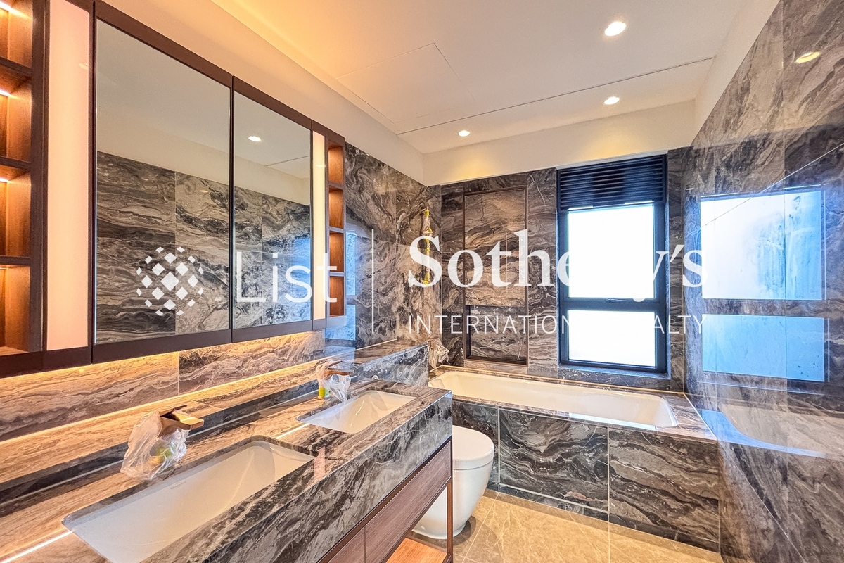 Victoria Coast Victoria Coast | Master Bathroom