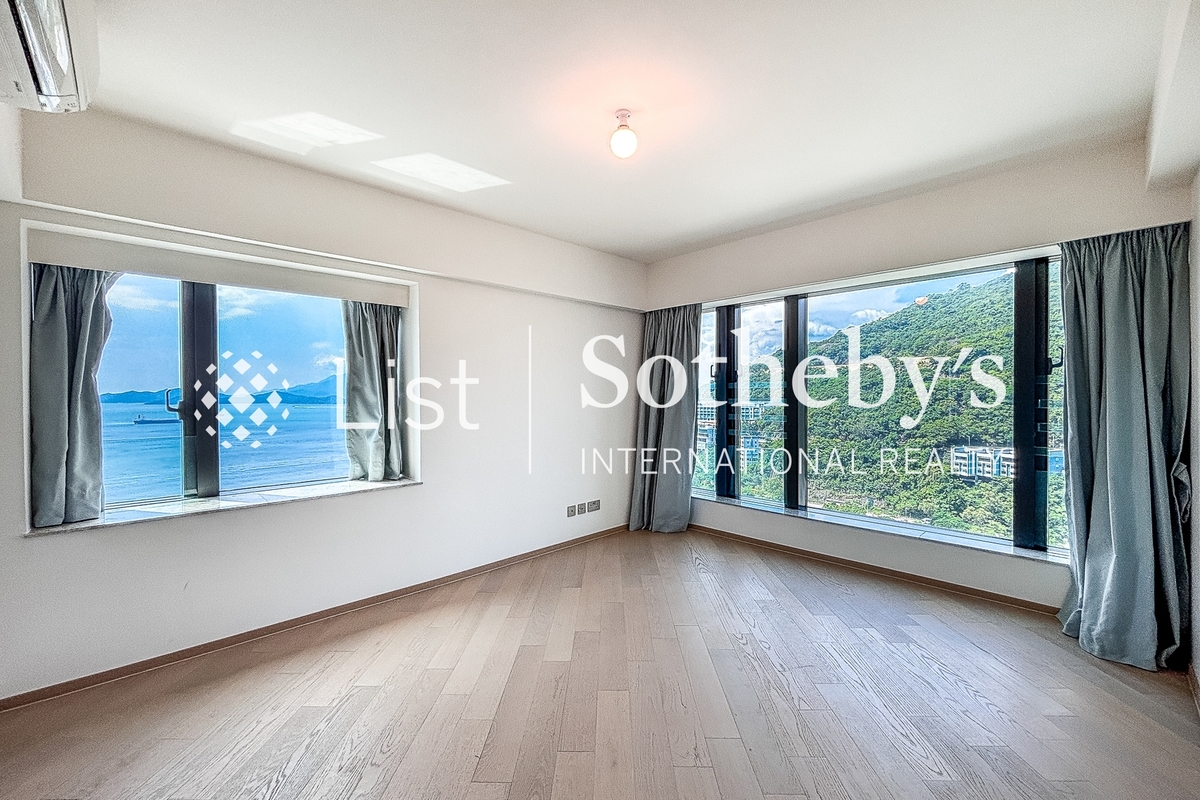 Victoria Coast Victoria Coast | Master Bedroom