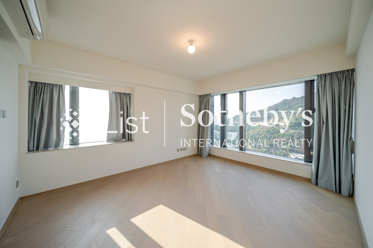 Victoria Coast Victoria Coast | Master Bedroom