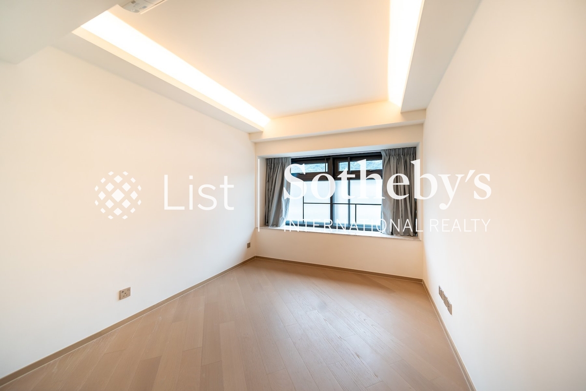 Victoria Coast Victoria Coast | Study Area in Master Bedroom