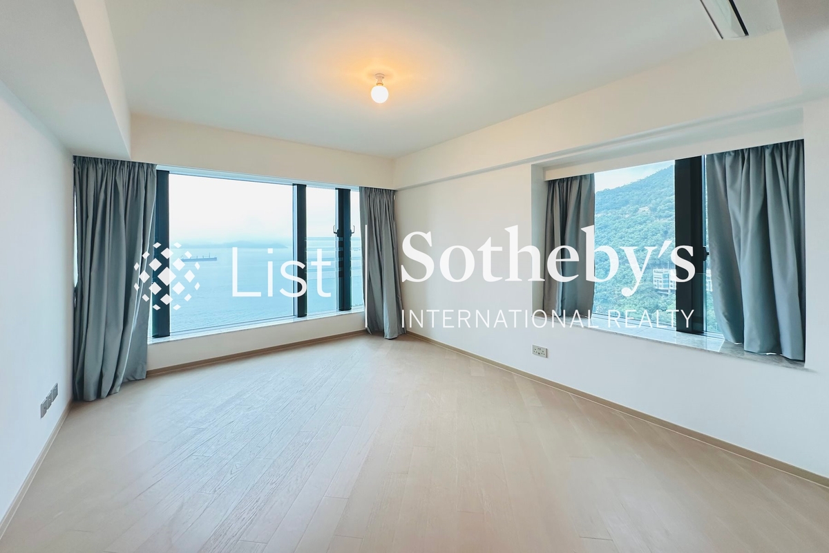 Victoria Coast Victoria Coast | Master Bedroom