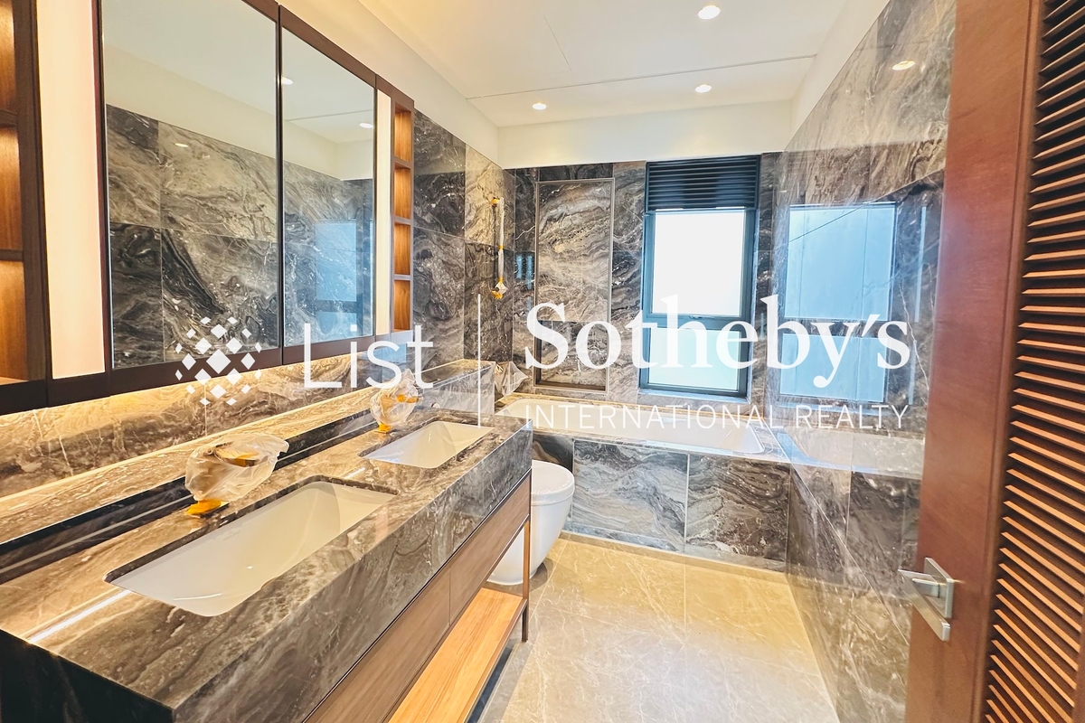 Victoria Coast Victoria Coast | Master Bathroom