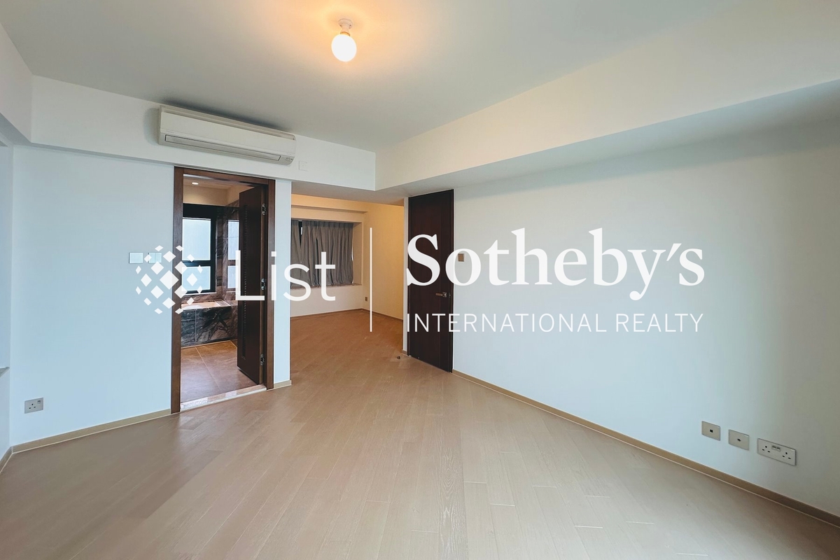 Victoria Coast Victoria Coast | Master Bedroom