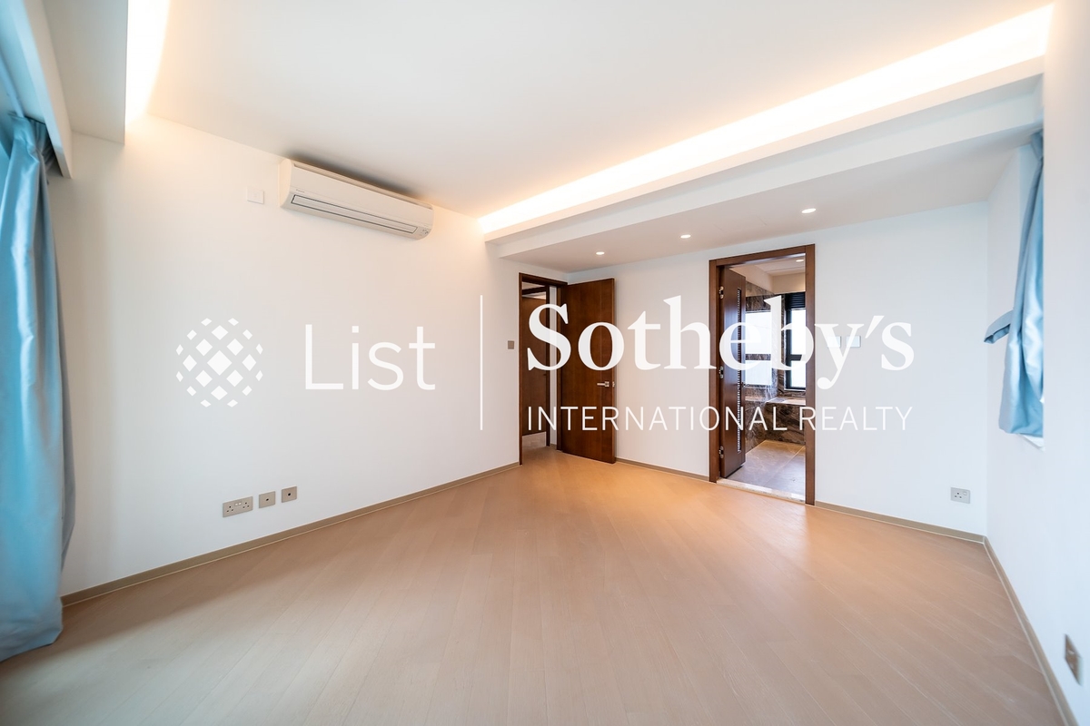 Victoria Coast Victoria Coast | Master Bedroom