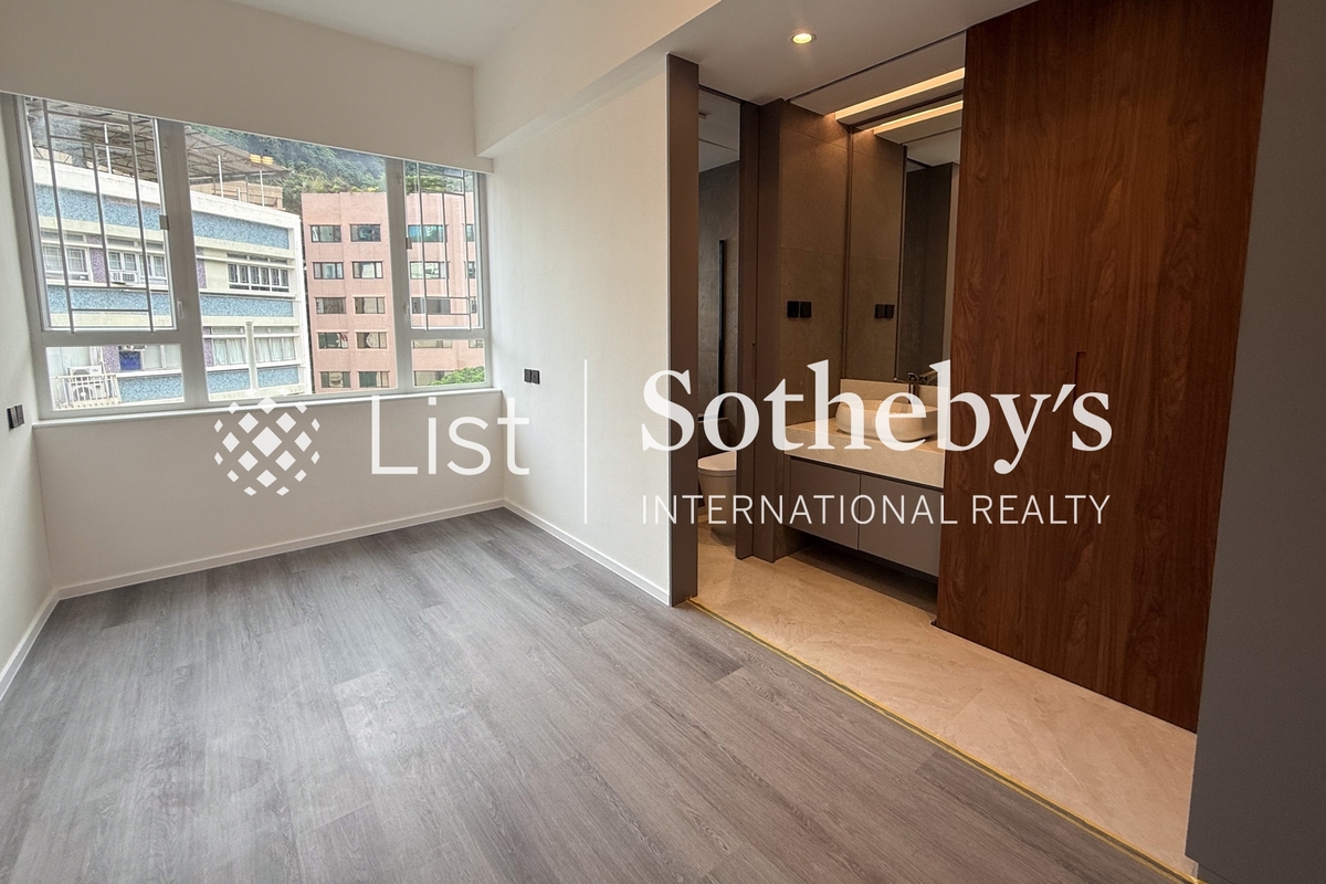Blue Pool Court 藍塘別墅 | Master Bedroom