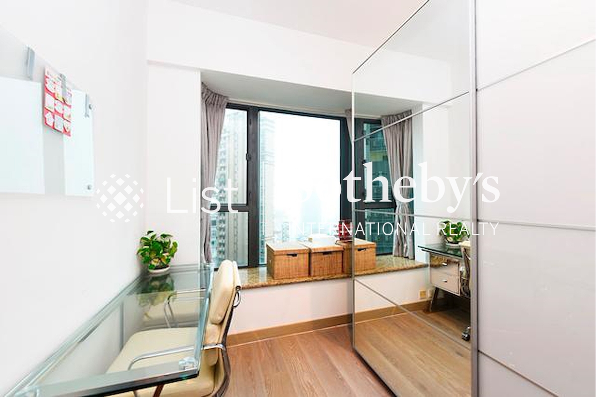 Palatial Crest 輝煌豪園 | Second Bedroom