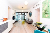 Palatial Crest 輝煌豪園 | Living and Dining Room