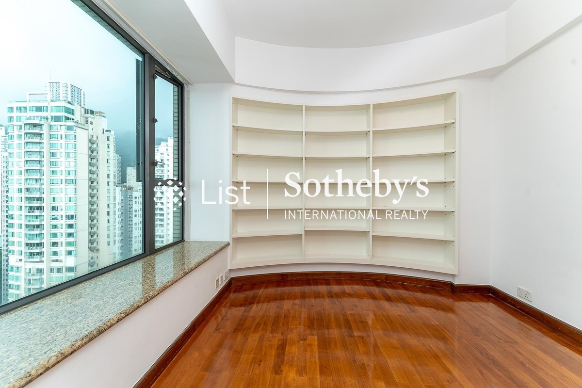 Palatial Crest 輝煌豪園 | Master Bedroom