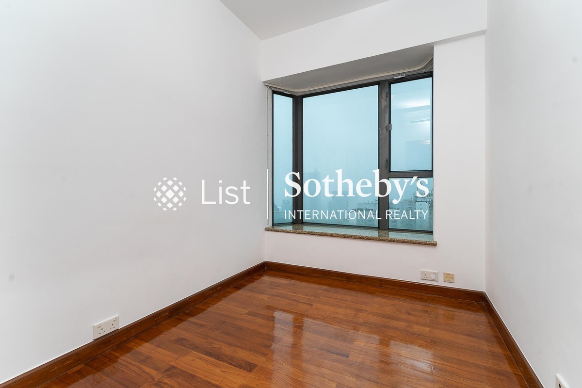 Palatial Crest 輝煌豪園 | Third Bedroom