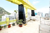 Palatial Crest 辉煌豪园 | Private Roof Terrace