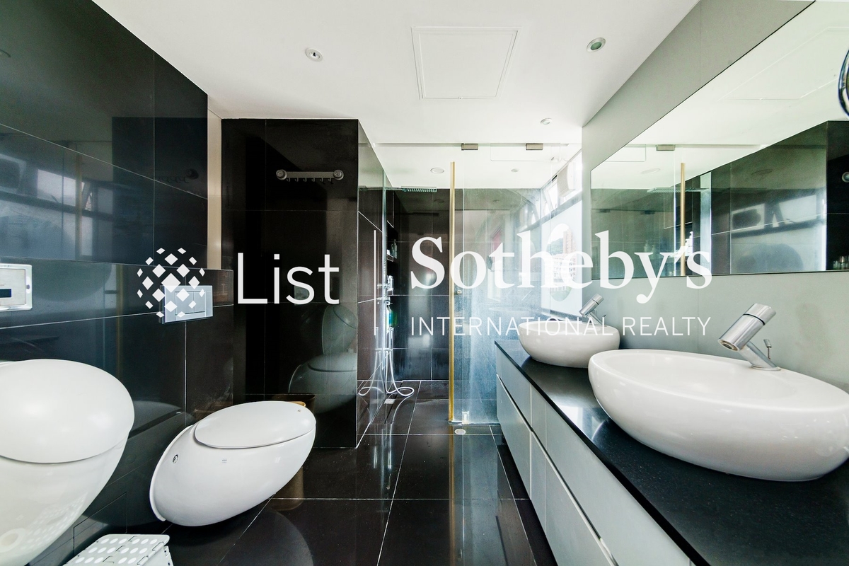 Fontana Gardens 豪園 | Master Bathroom