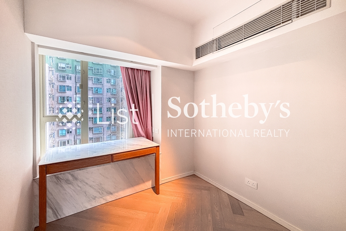 Centre Stage 聚賢居 | Second Bedroom