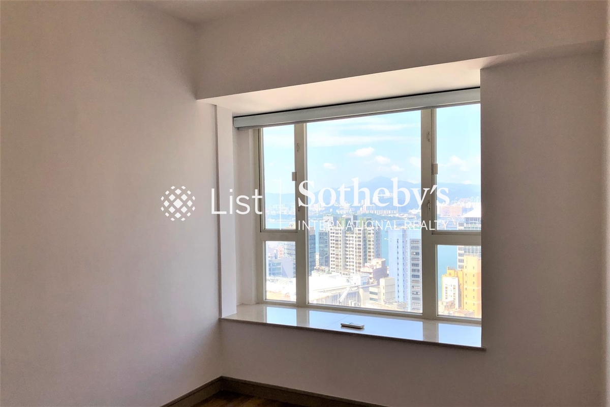 Centre Stage 聚賢居 | Master Bedroom