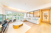 Realty Gardens 聯邦花園 | Living and Dining Room