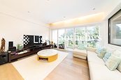 Realty Gardens 聯邦花園 | Living and Dining Room