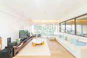 Realty Gardens 聯邦花園 | Living and Dining Room