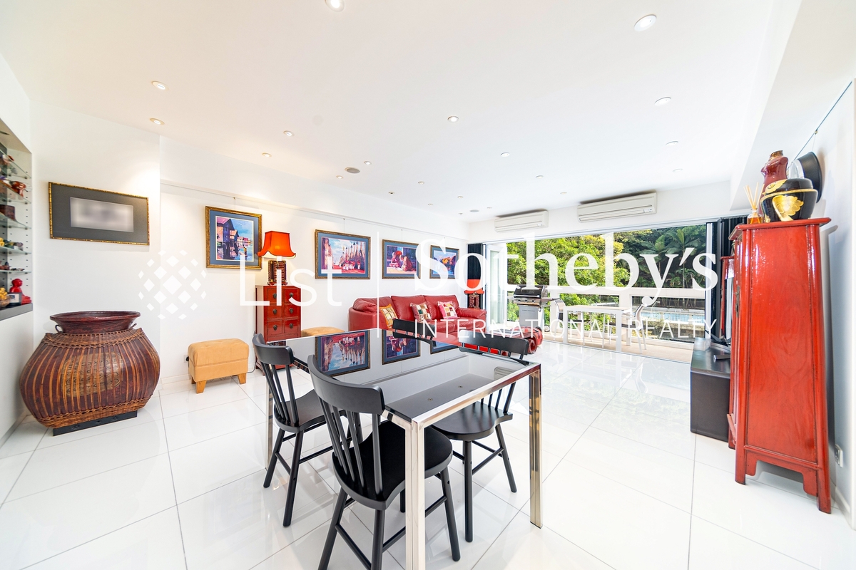 Realty Gardens 聯邦花園 | Living and Dining Room