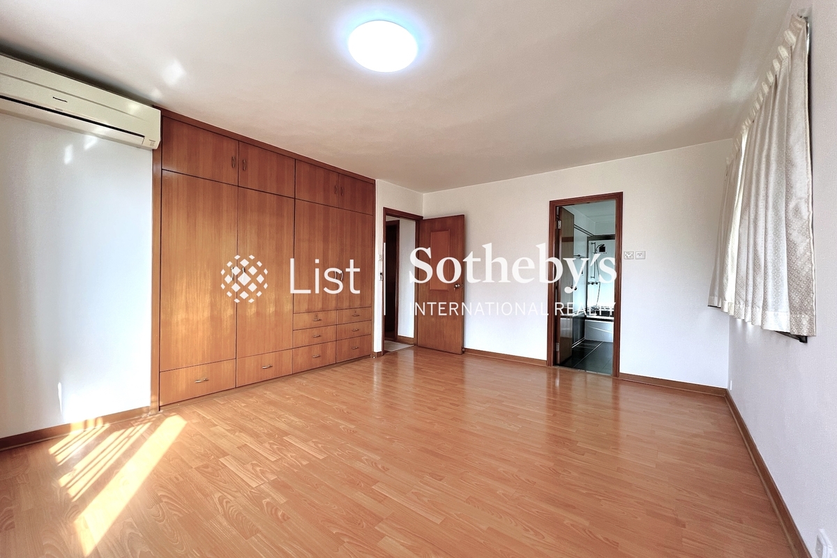 Butler Towers 柏麗園 | Master Bedroom