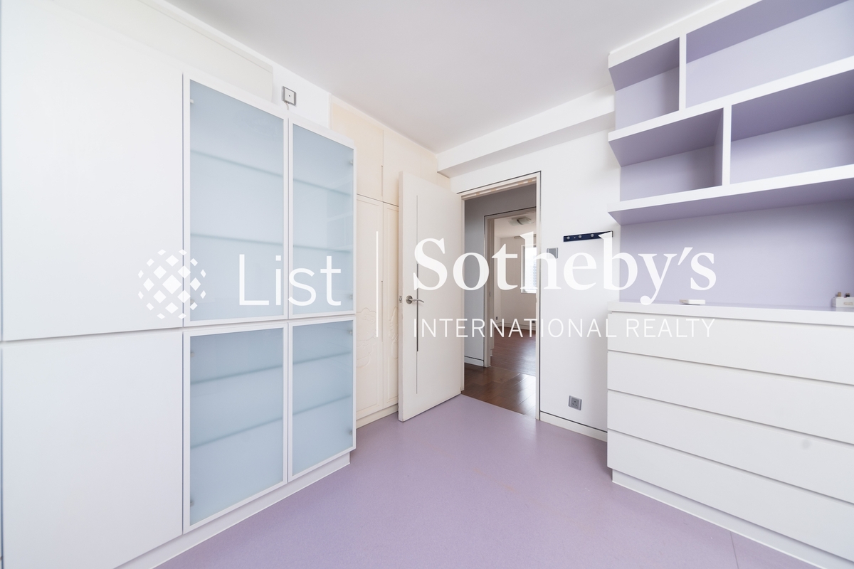 Butler Towers 柏麗園 | Third Bedroom