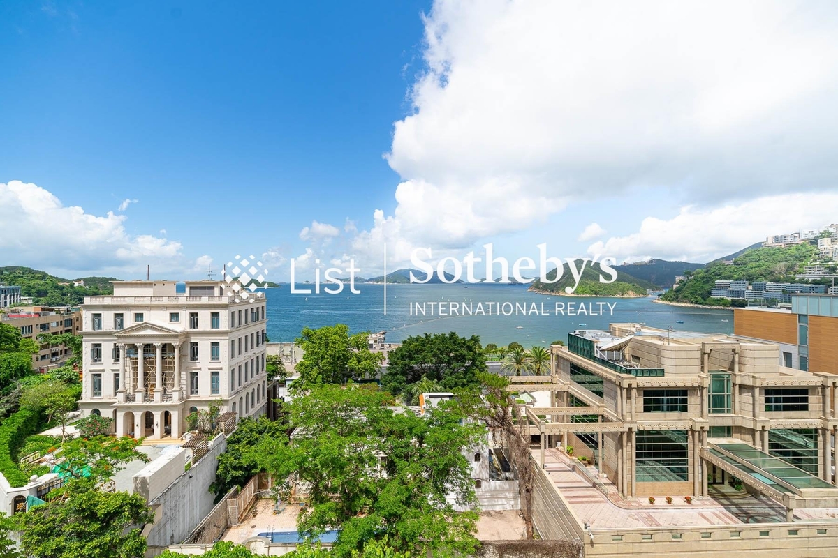 Burnside Villa 濱景園 | View from Dining Room