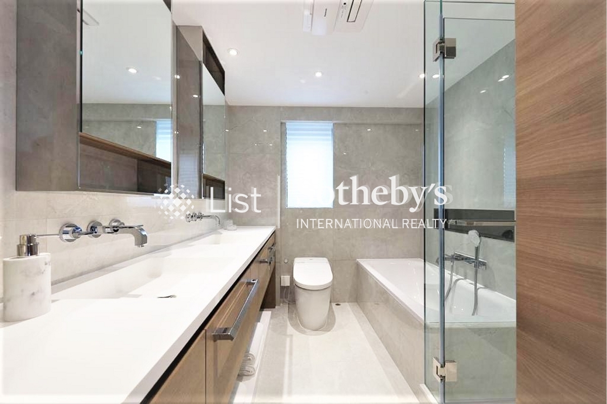 Wing On Towers 永安阁 | Master Bathroom