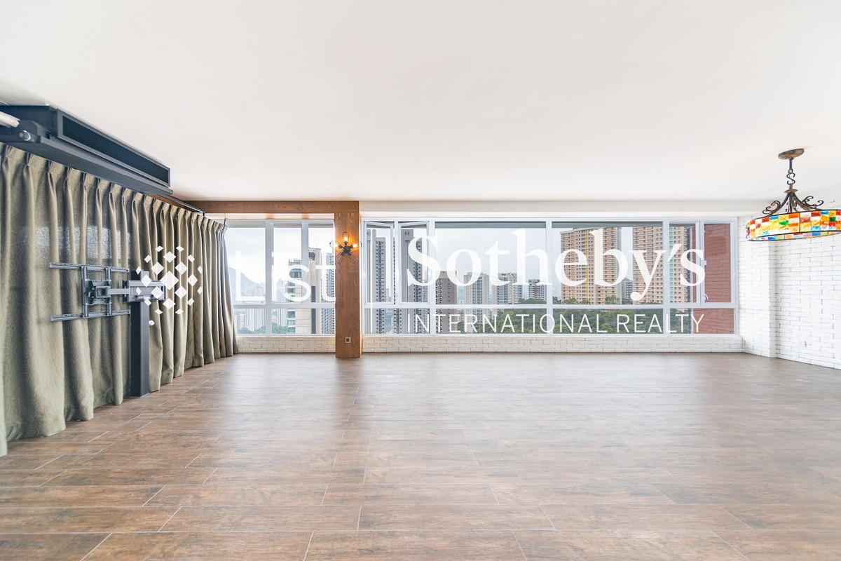 Wing On Towers 永安閣 | Living and Dining Room