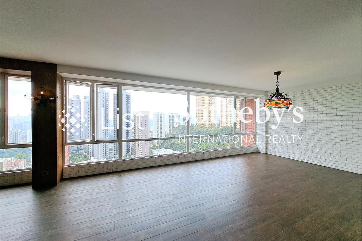 Wing On Towers 永安閣 | Living and Dining Room