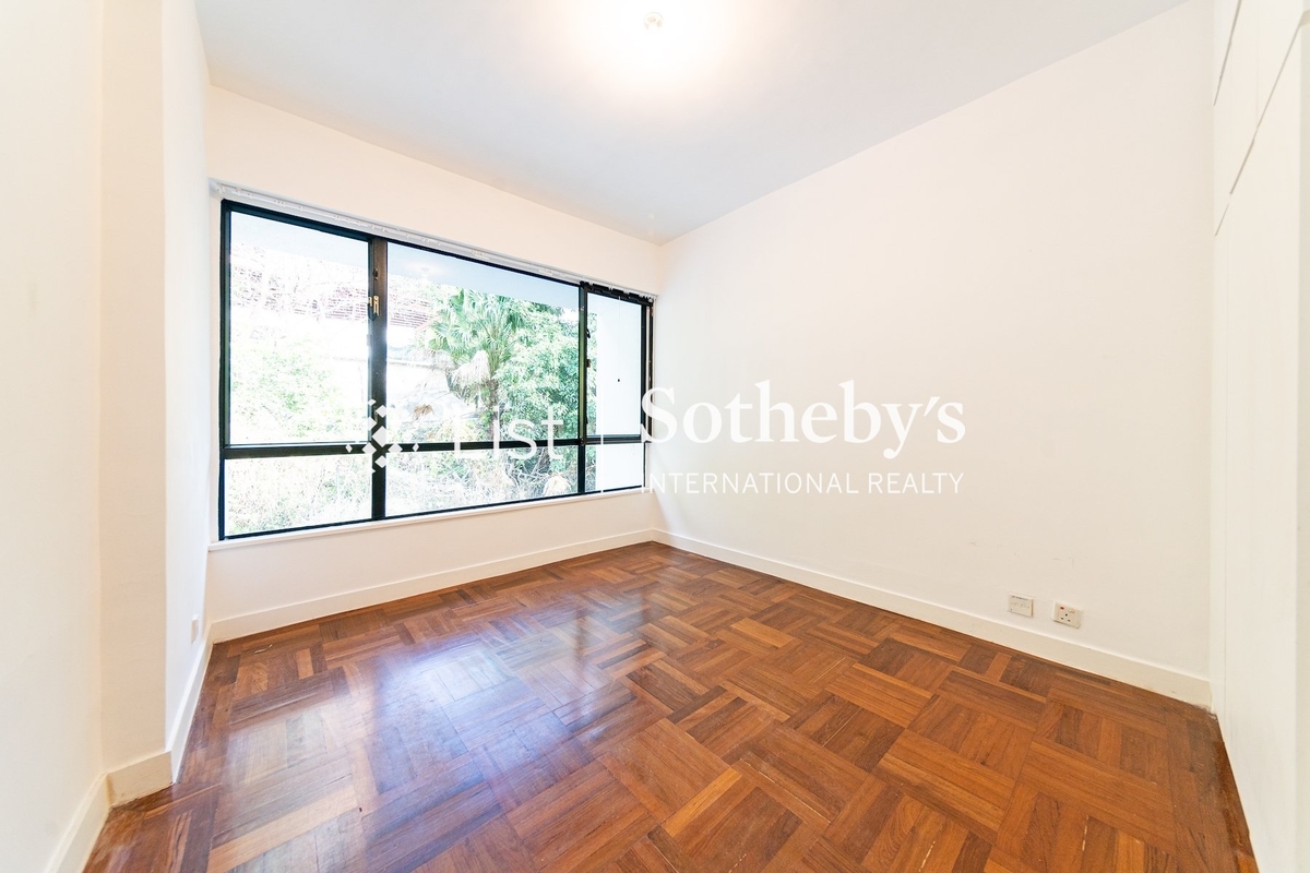 Burnside Villa 濱景園 | Third Bedroom