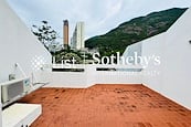 Burnside Villa 濱景園 | View from Private Roof Terrace