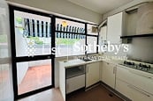 Burnside Villa 濱景園 | Kitchen