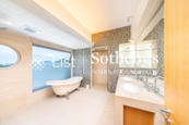 Pinewaver Villas 松濤小築 | Master Bathroom