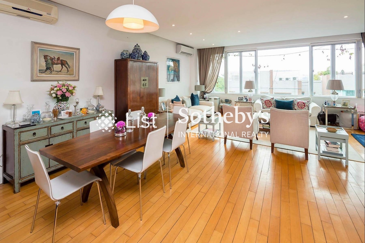 Cypresswaver Villas 柏濤小築 | Living and Dining Room 