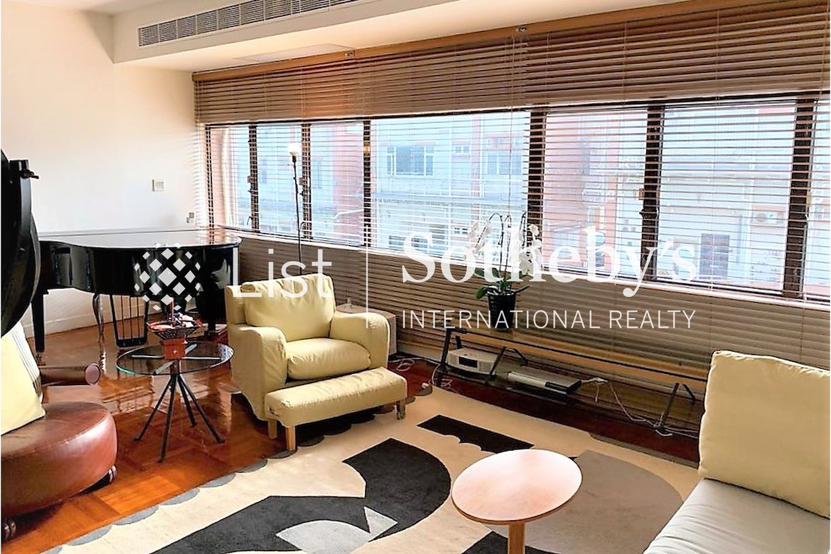 Cypresswaver Villas 柏涛小筑 | Living and Dining Room