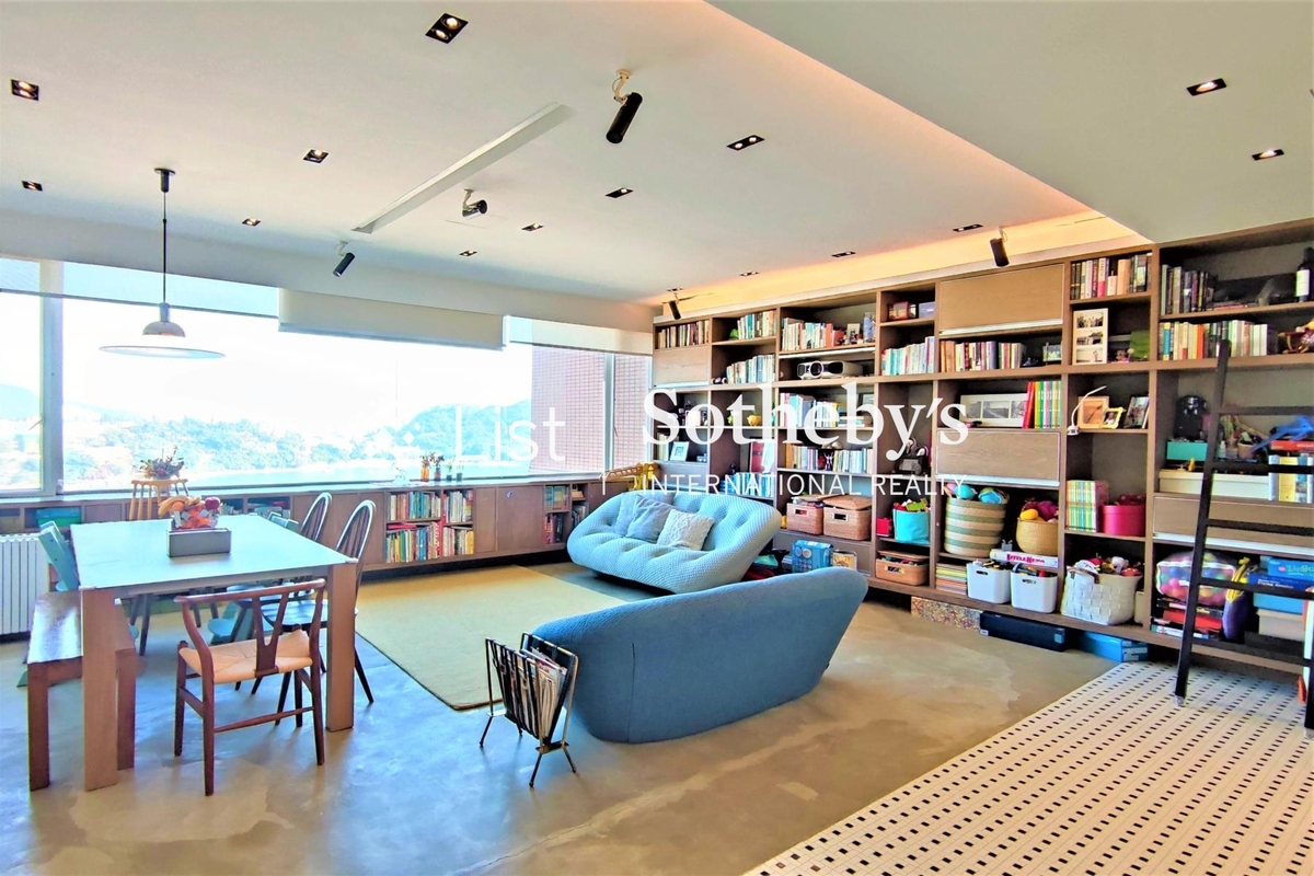 Cypresswaver Villas 柏濤小築 | Living and Dining Room