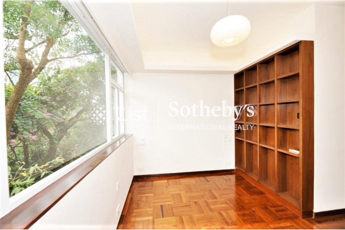 2-6A Wilson Road 衛信道2-6A號 | Master Bedroom