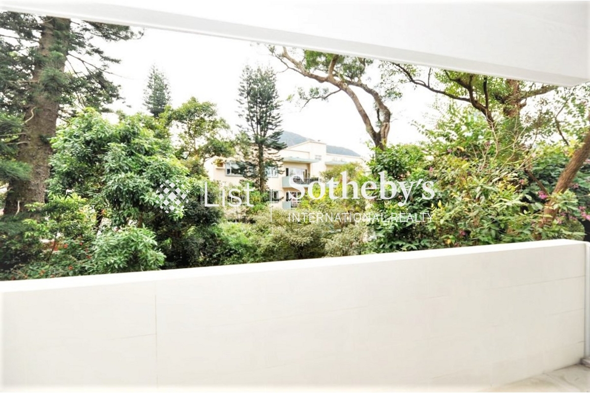 2-6A Wilson Road 衛信道2-6A號 | Balcony off Living and Dining Room
