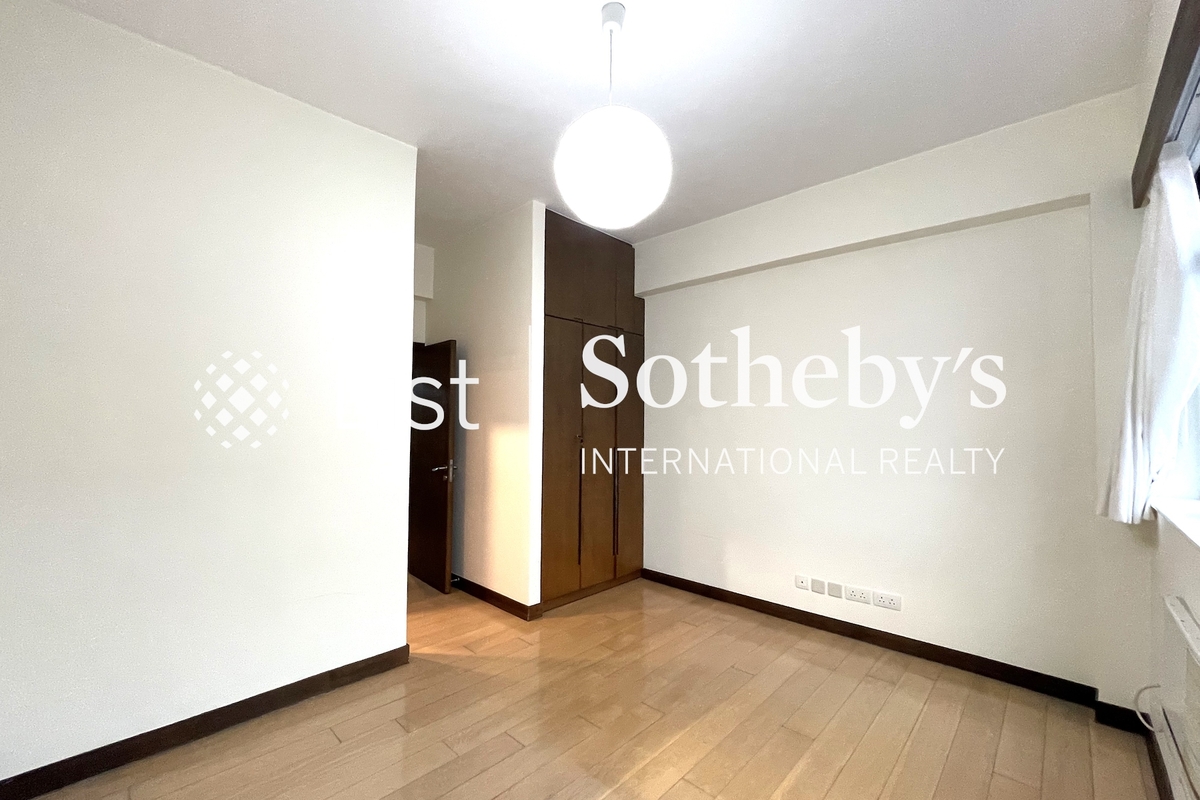 2-6A Wilson Road 卫信道2-6A号 | Master Bedroom