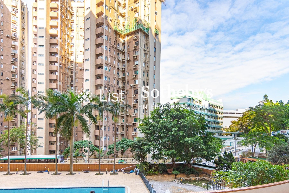 Hilltop Mansion 峰景大廈 | View from Living and Dining Room