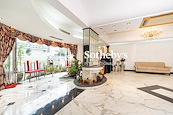 Jardine Terrace 渣甸臺 | Living and Dining Room