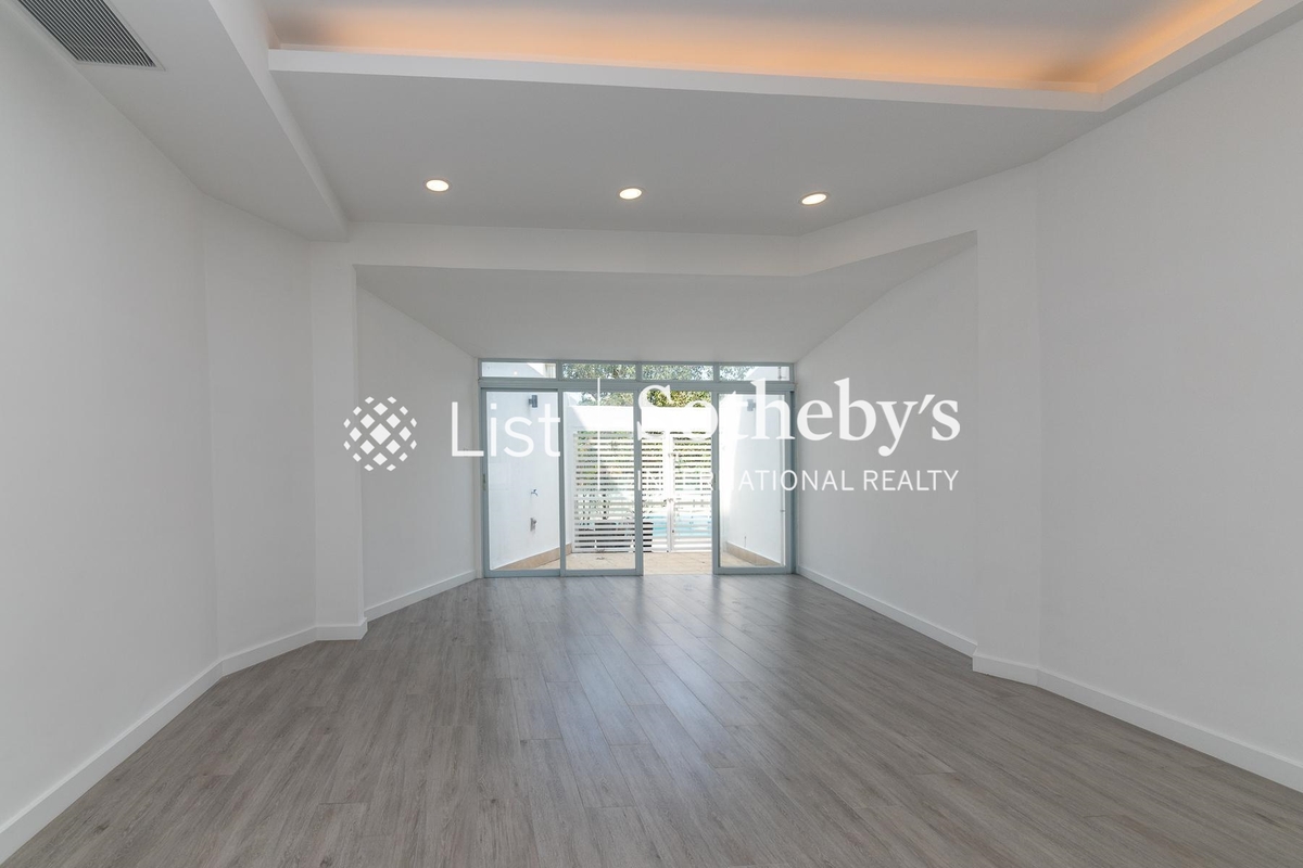 3 Consort Rise 金粟街3號 | Living Room