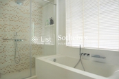 Jardine Court 渣甸園 | Master Bathroom
