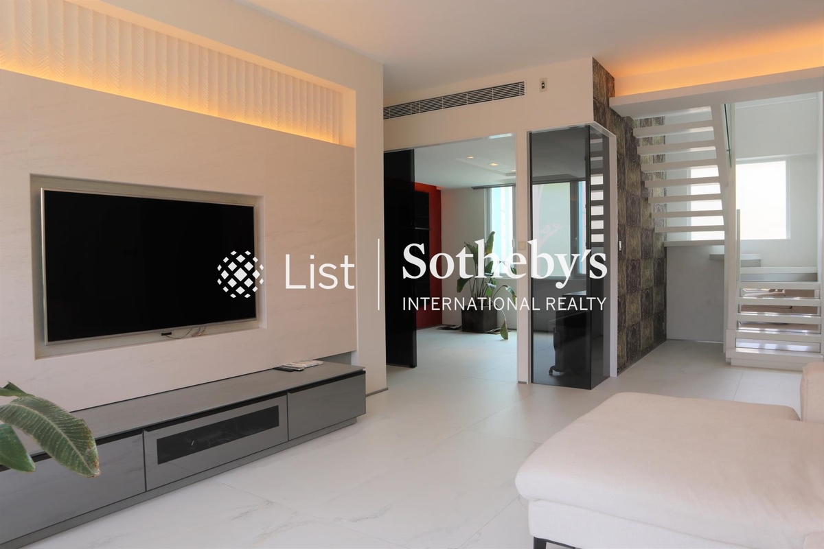 Jardine Court 渣甸園 | Living Room