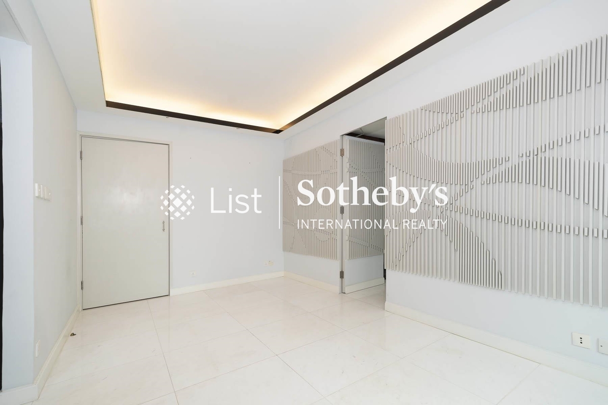 No.1 Star Street 匯星壹號 | Living and Dining Room