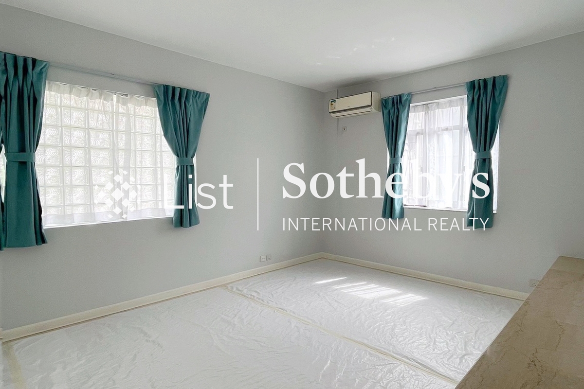 Shuk Yuen Building 菽园新台 | Master Bedroom